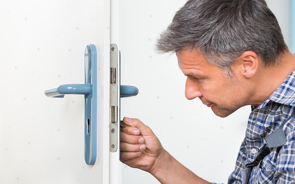 serrure porte de garage basculante Villecresnes